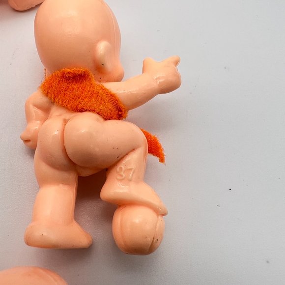 Vintage Hasbro Lil Babies Dolls Toy Mini Figurines Lot Set of 9 - Picture 10 of 12